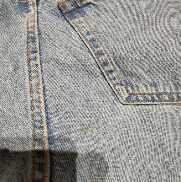 Zara Mom Shorts - Picture 6 of 7